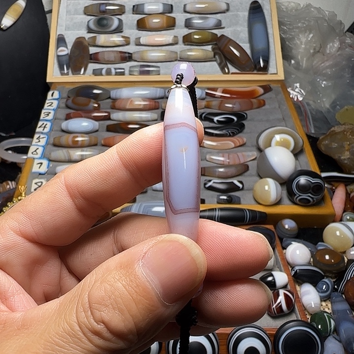玛瑙/玉髓未镶嵌吊坠(不含链)