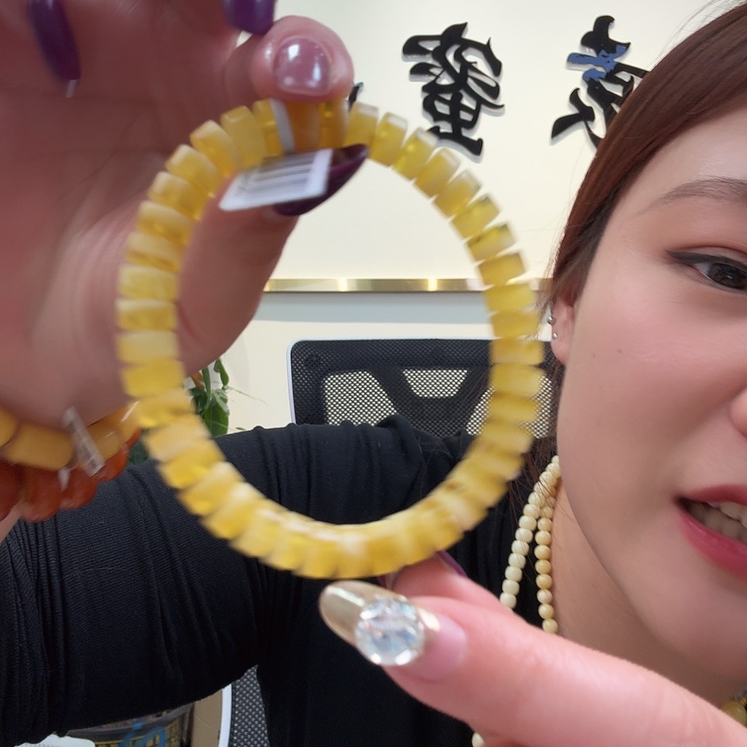 琥珀手串未镶嵌唐*50