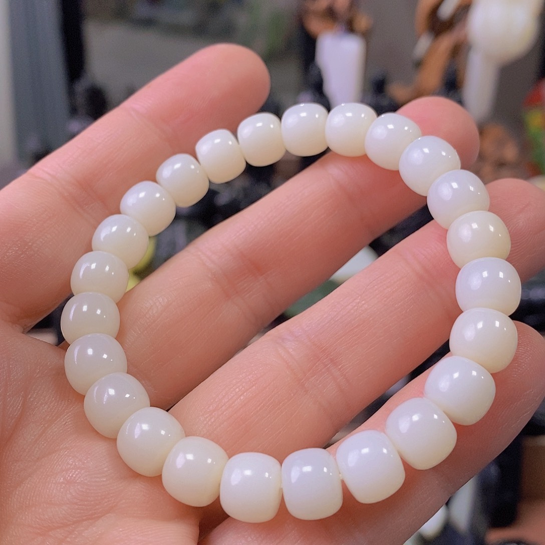 未镶嵌手串和田玉卡9