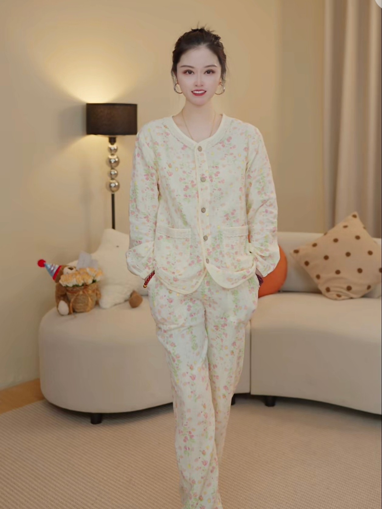 【黄粉小花】新款女士时尚长袖睡衣四季通用家居服套装ARQ