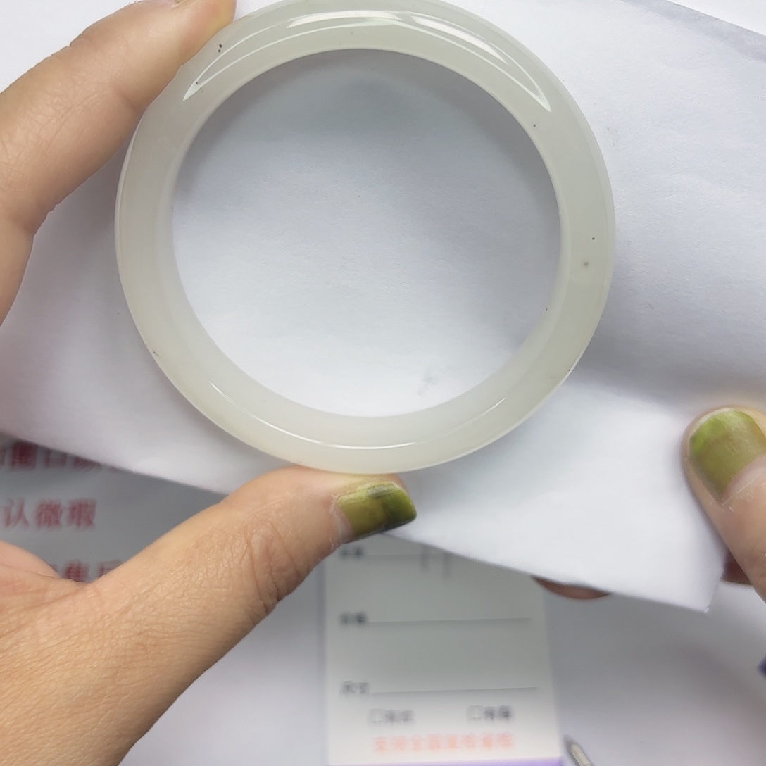 石英质玉未镶嵌手镯77/60