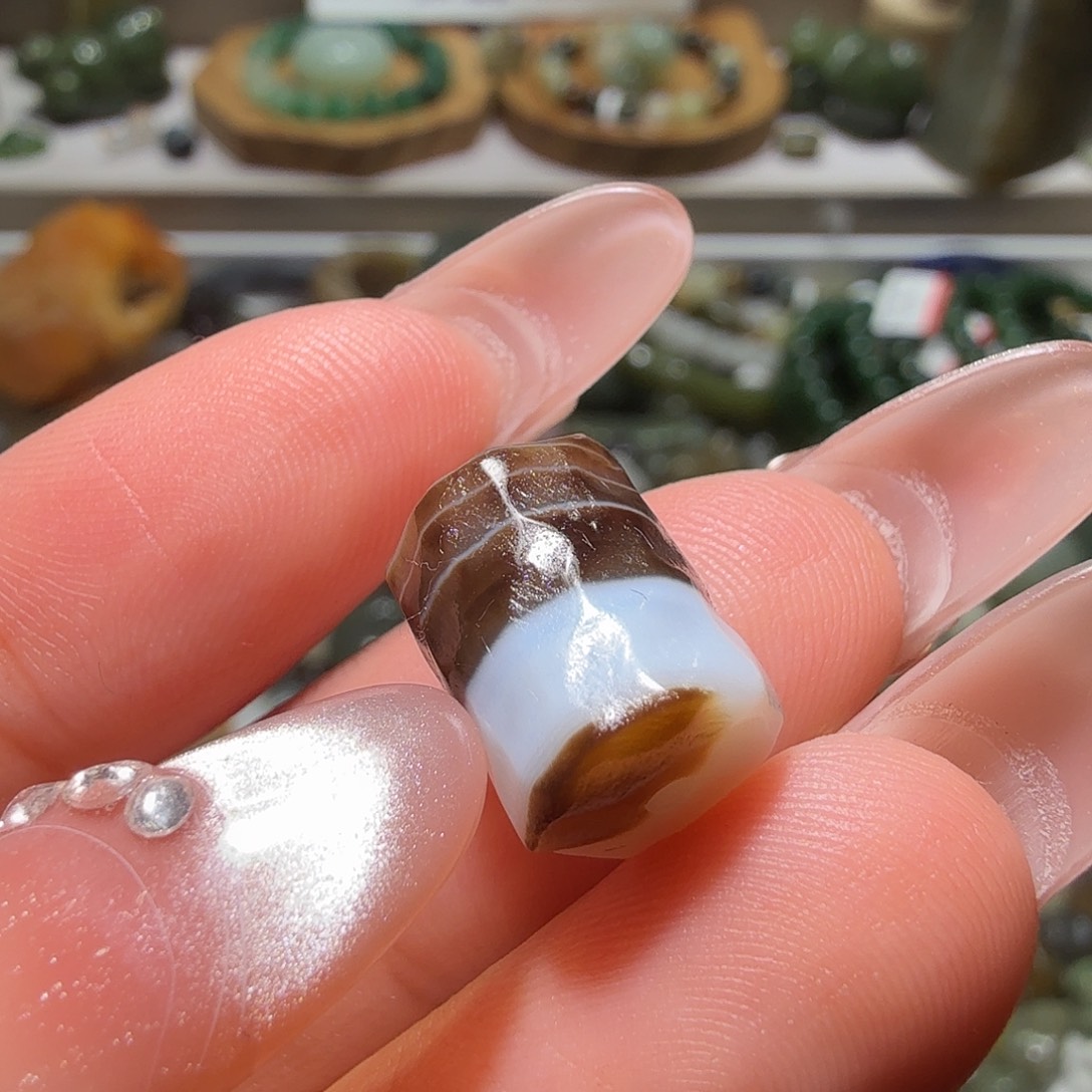 和田玉未镶嵌珠宝奇石