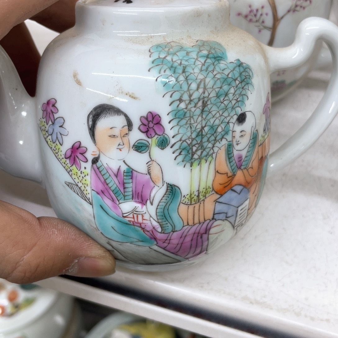 摆件手绘陶瓷作品欣赏