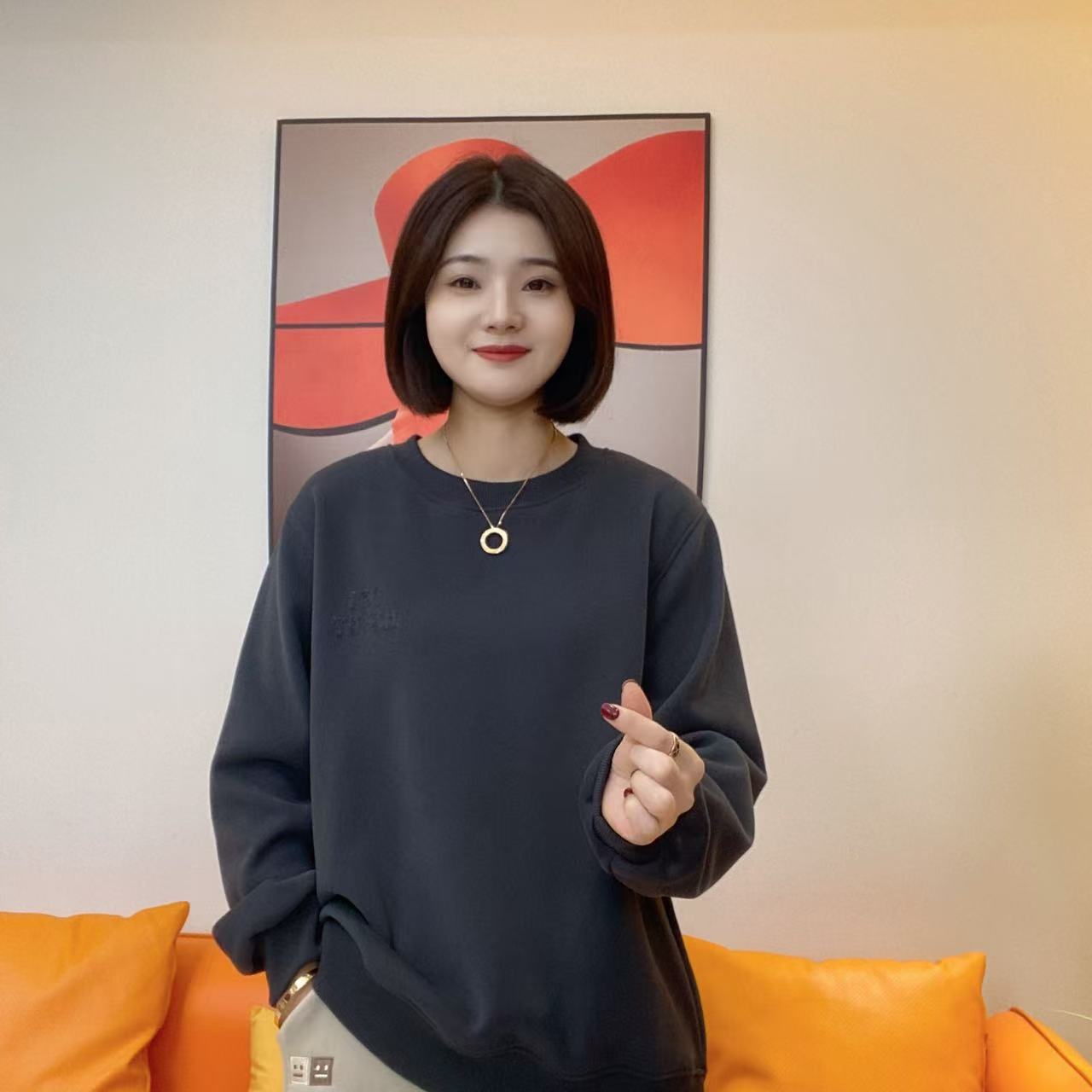 【加绒】2025简约净版百搭显瘦宽松时尚减龄卫衣D45169