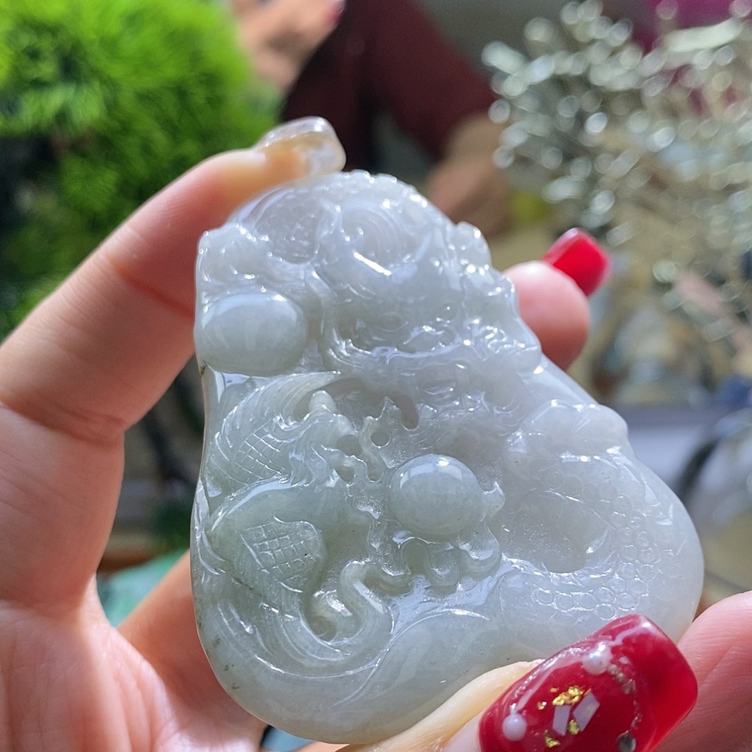 【闪购商品】翡翠颈饰未镶嵌龙凤