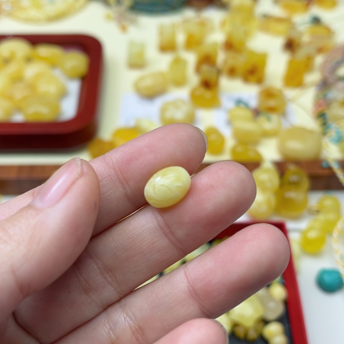 【闪购商品】蜜蜡裸石未镶嵌配饰