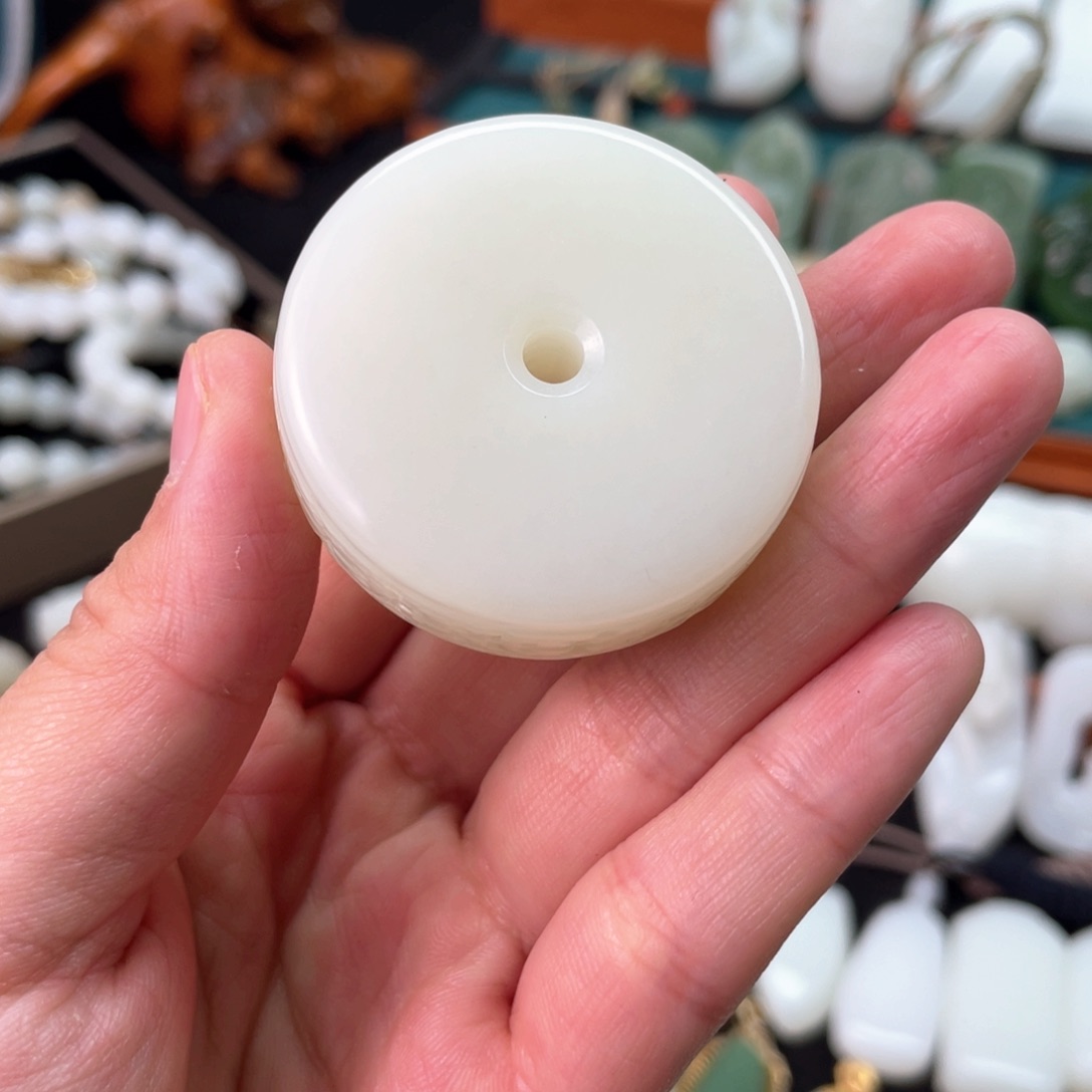 和田玉挂件未镶嵌