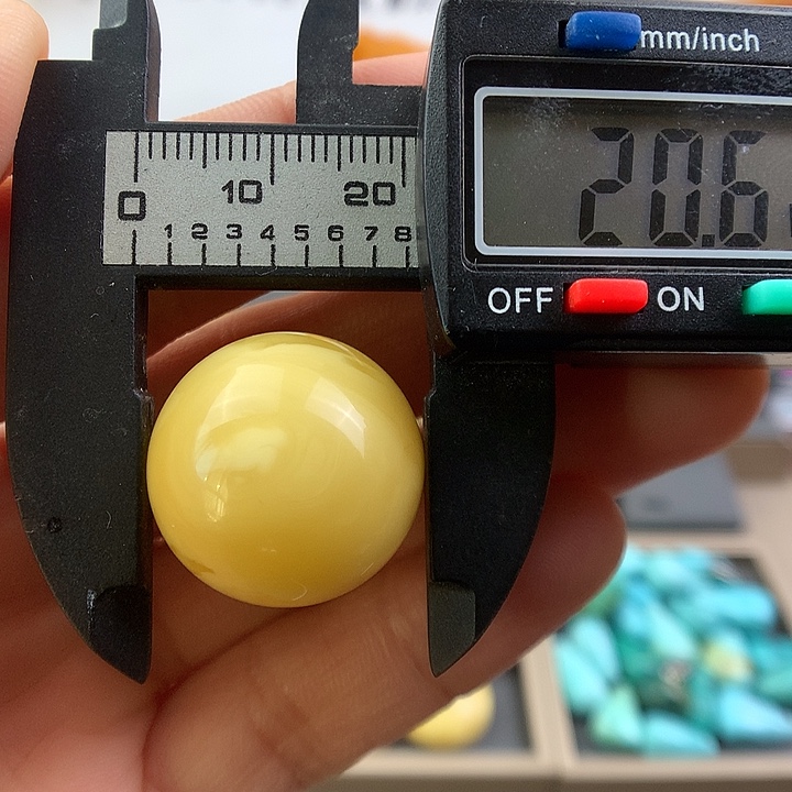 琥珀未镶嵌吊坠(不含链)107