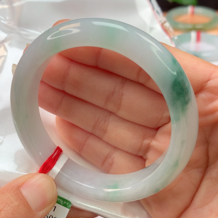 【闪购商品】翡翠手镯未镶嵌天然翡翠手镯