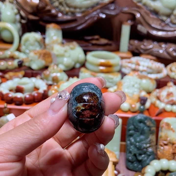 岫岩河磨玉（透闪石质玉）把件未镶嵌