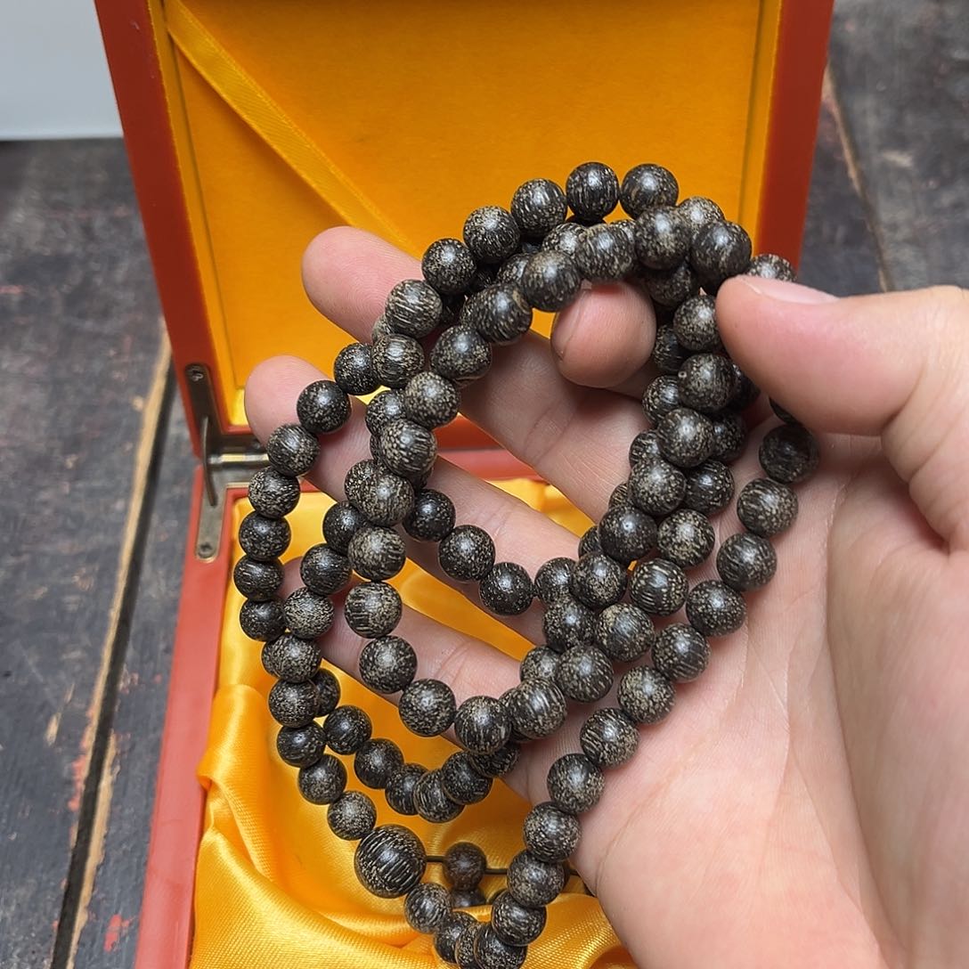 大叶紫檀（黑酸枝木类）