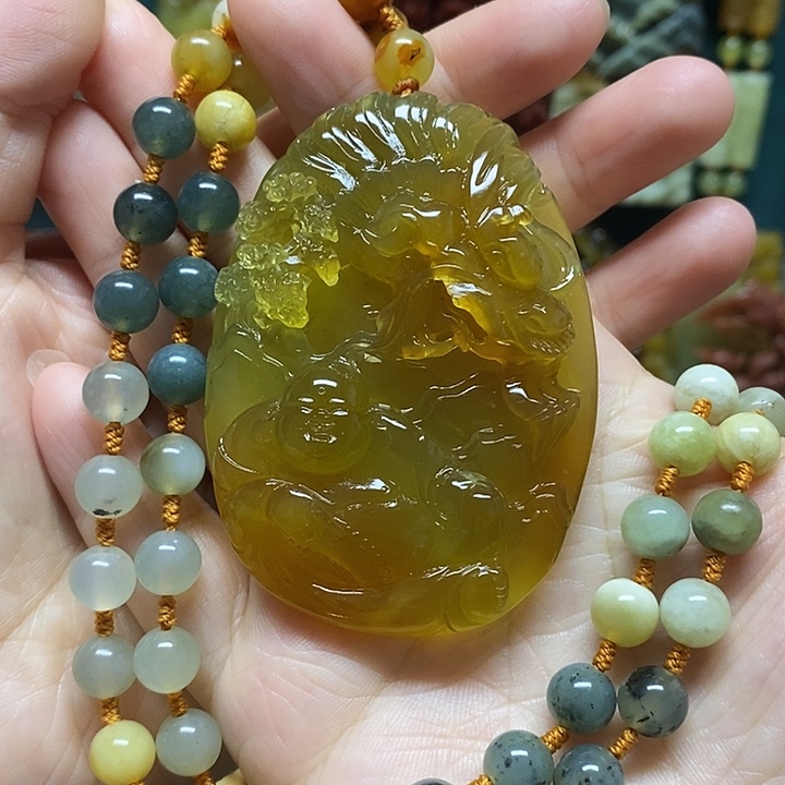 岫玉未镶嵌吊坠(赠链)