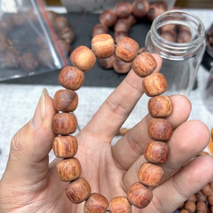 木12老型降真香白油超一档