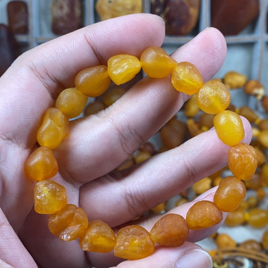 琥珀未镶嵌珠宝奇石