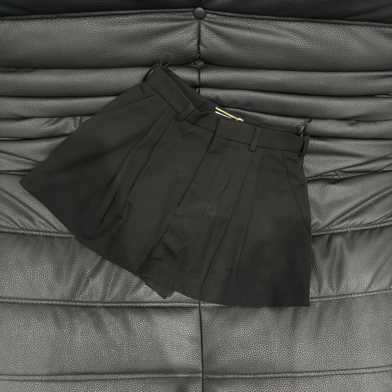 99新 YSL/圣罗兰 YSL圣罗兰黑色短裤 34码