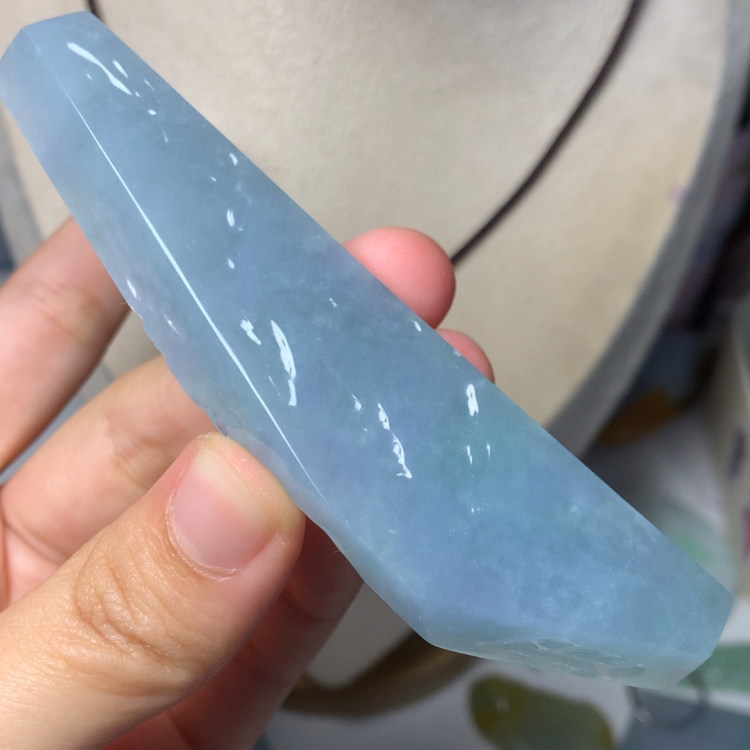 翡翠未镶嵌颈饰吊坠