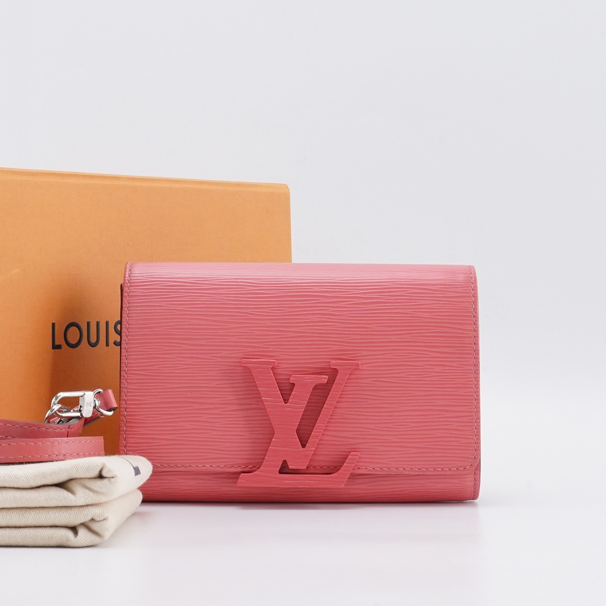 95新 LouisVuitton/路易威登 【总仓】louise粉斜挎包/BGK110520003