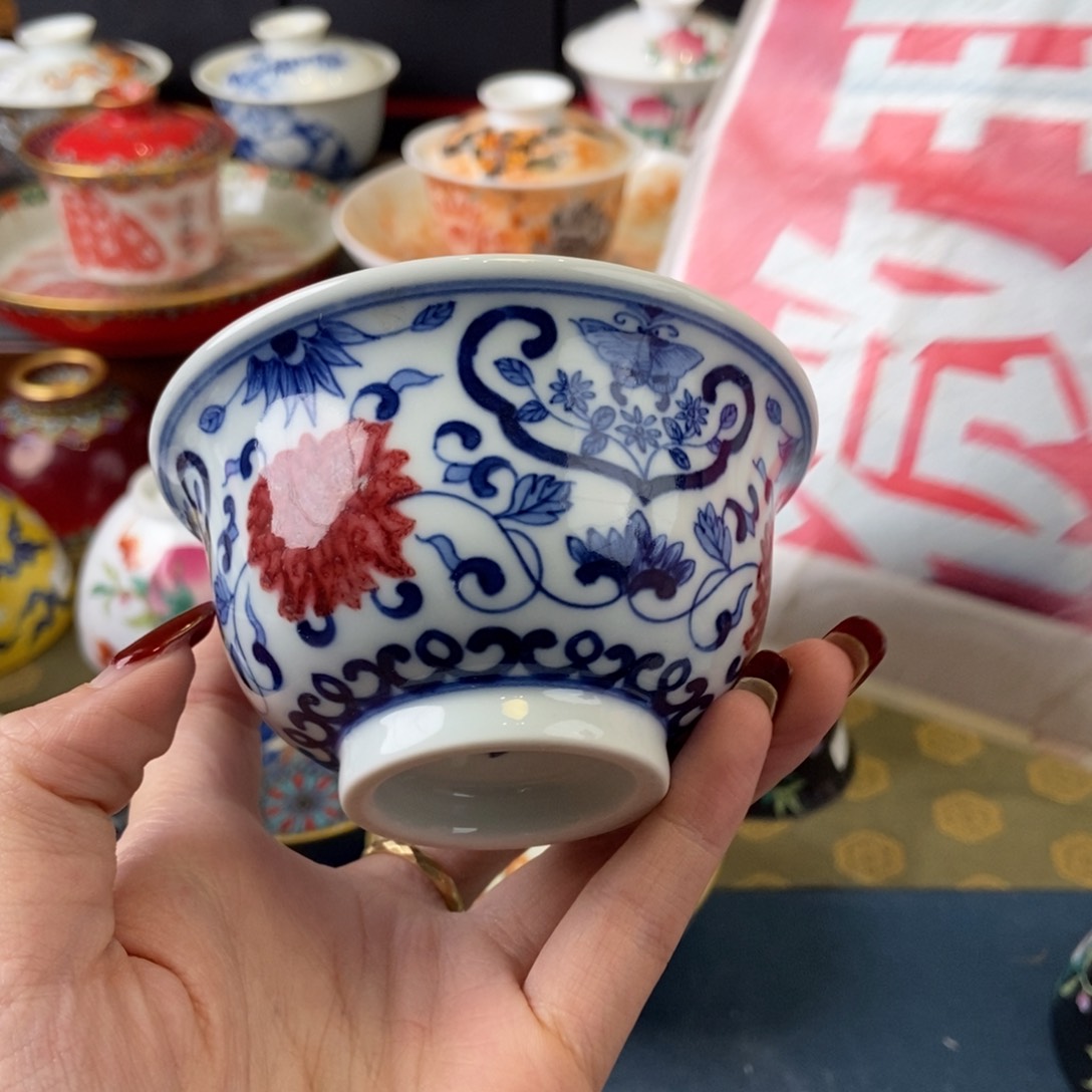 陶瓷艺术家的作品是一种