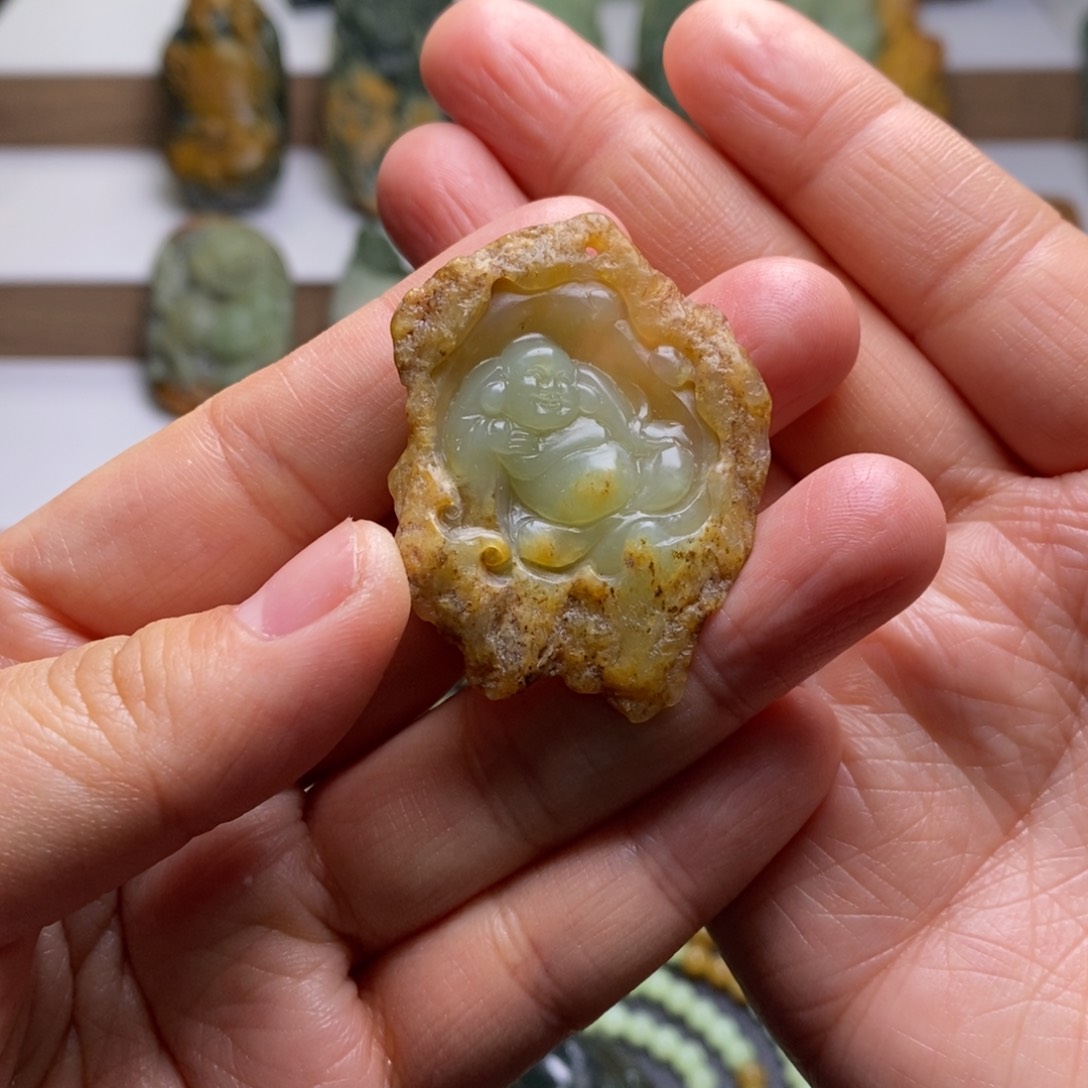 岫岩河磨玉（透闪石质玉）挂件未镶嵌