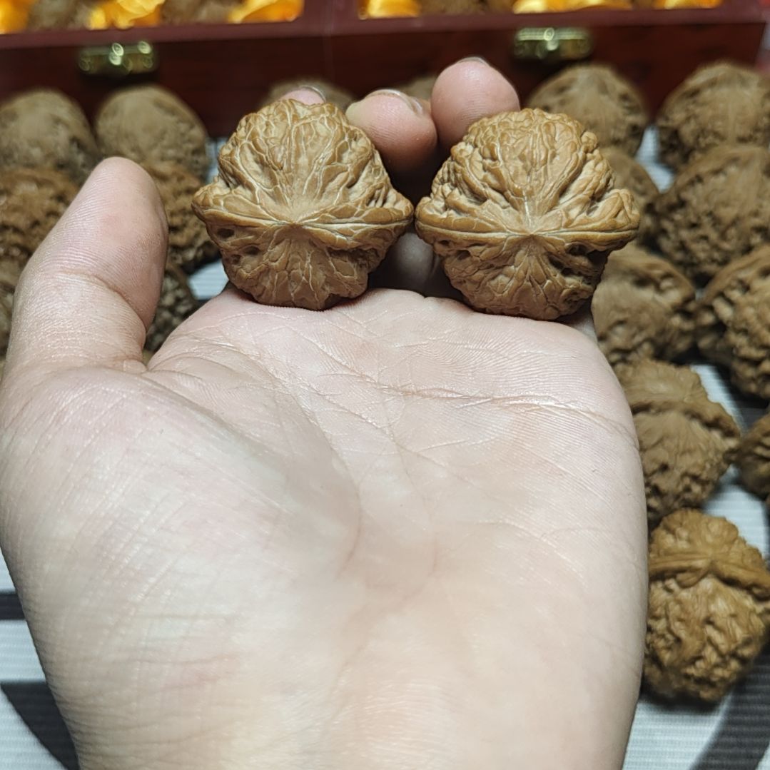 吊坠桃核全品无修铁锤