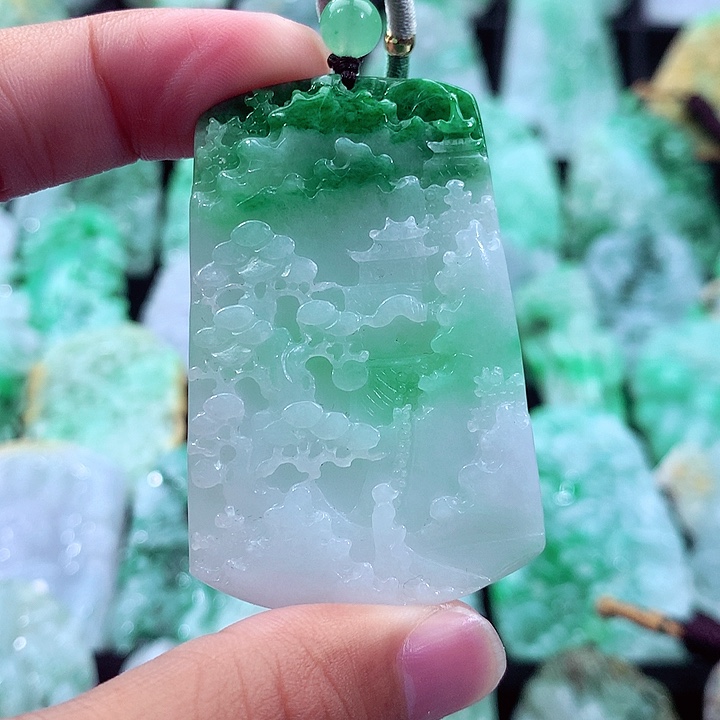 翡翠未镶嵌吊坠(不含链)