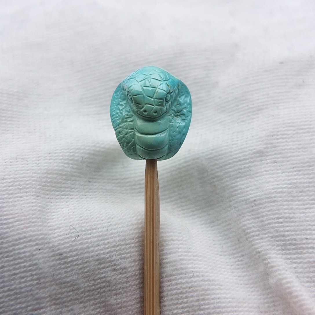 绿松石颈饰未镶嵌