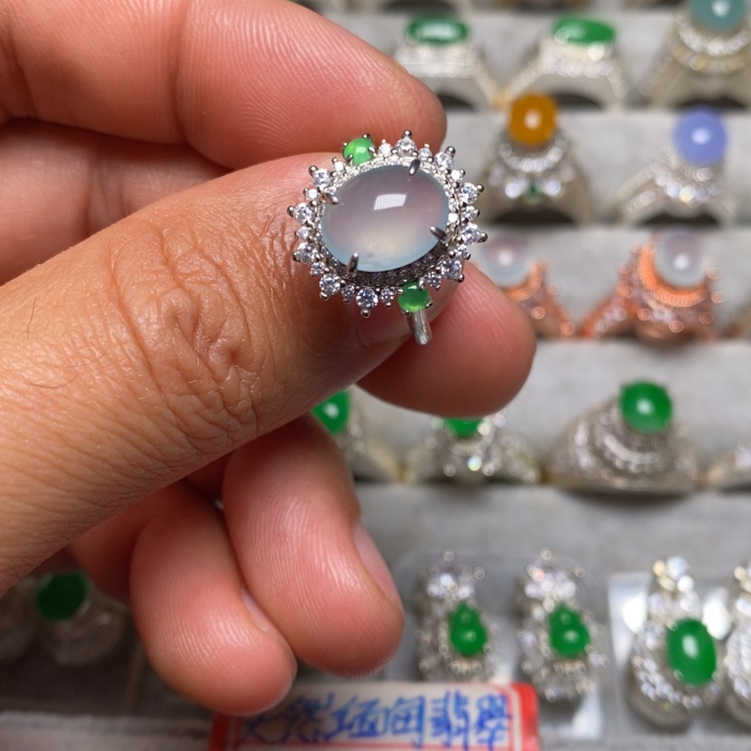 翡翠戒指未镶嵌戒指