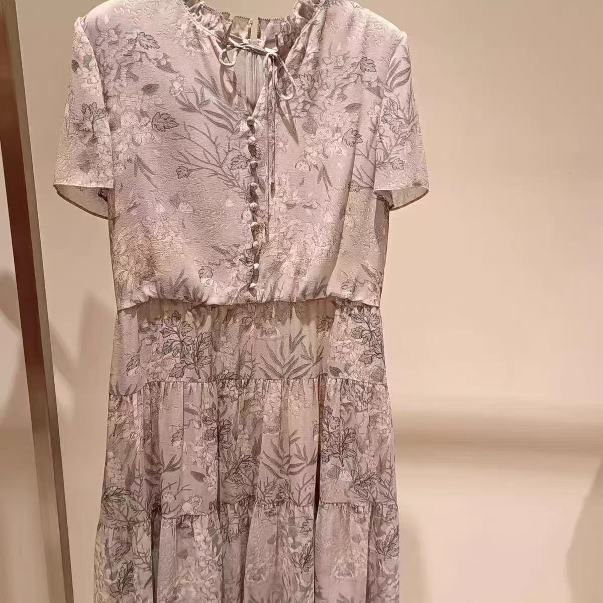 25年夏季新款12MM桑蚕丝印花连衣裙2Q2488