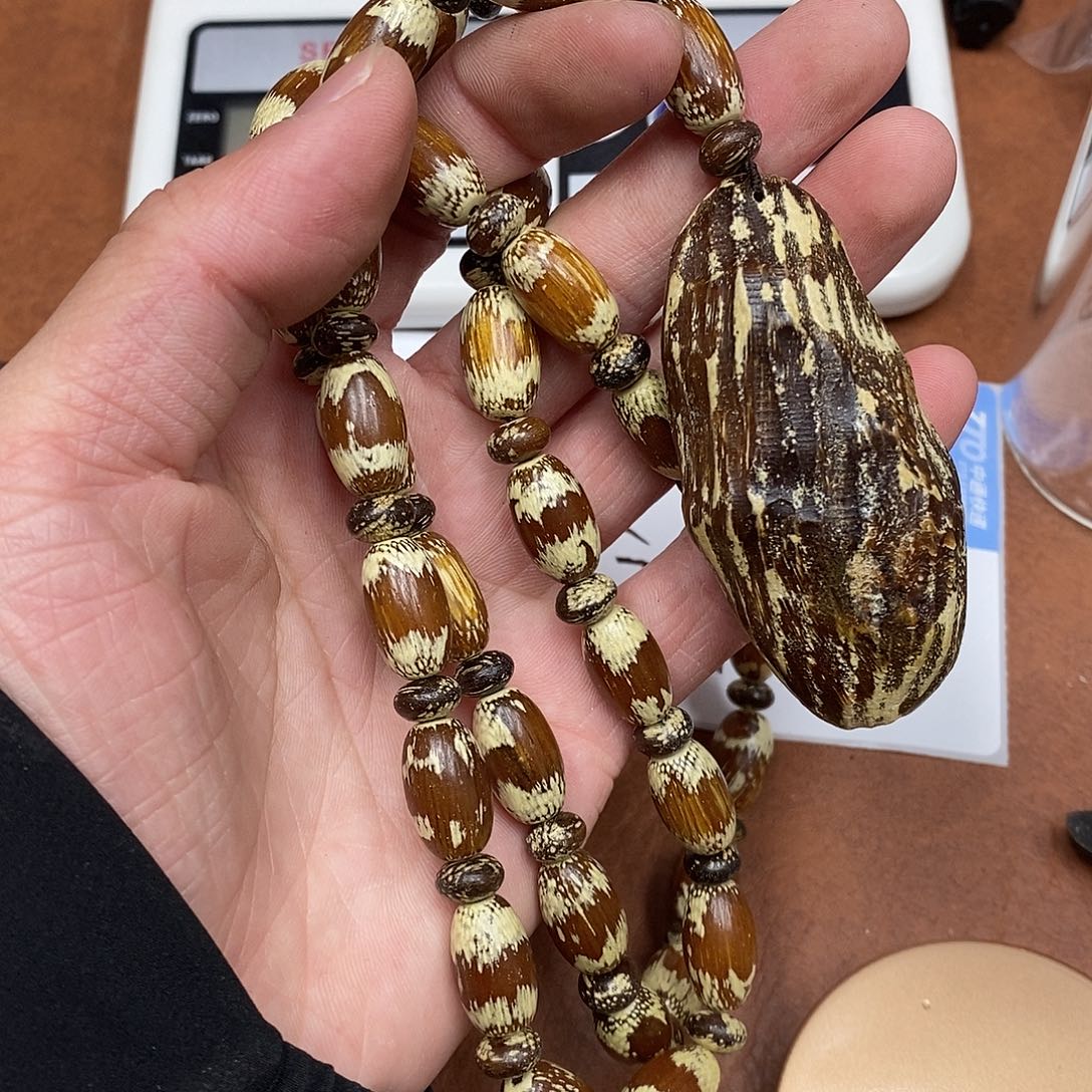 沉香香囊沉香虫漏