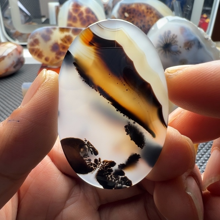 未镶嵌玛瑙/玉髓珠宝奇石