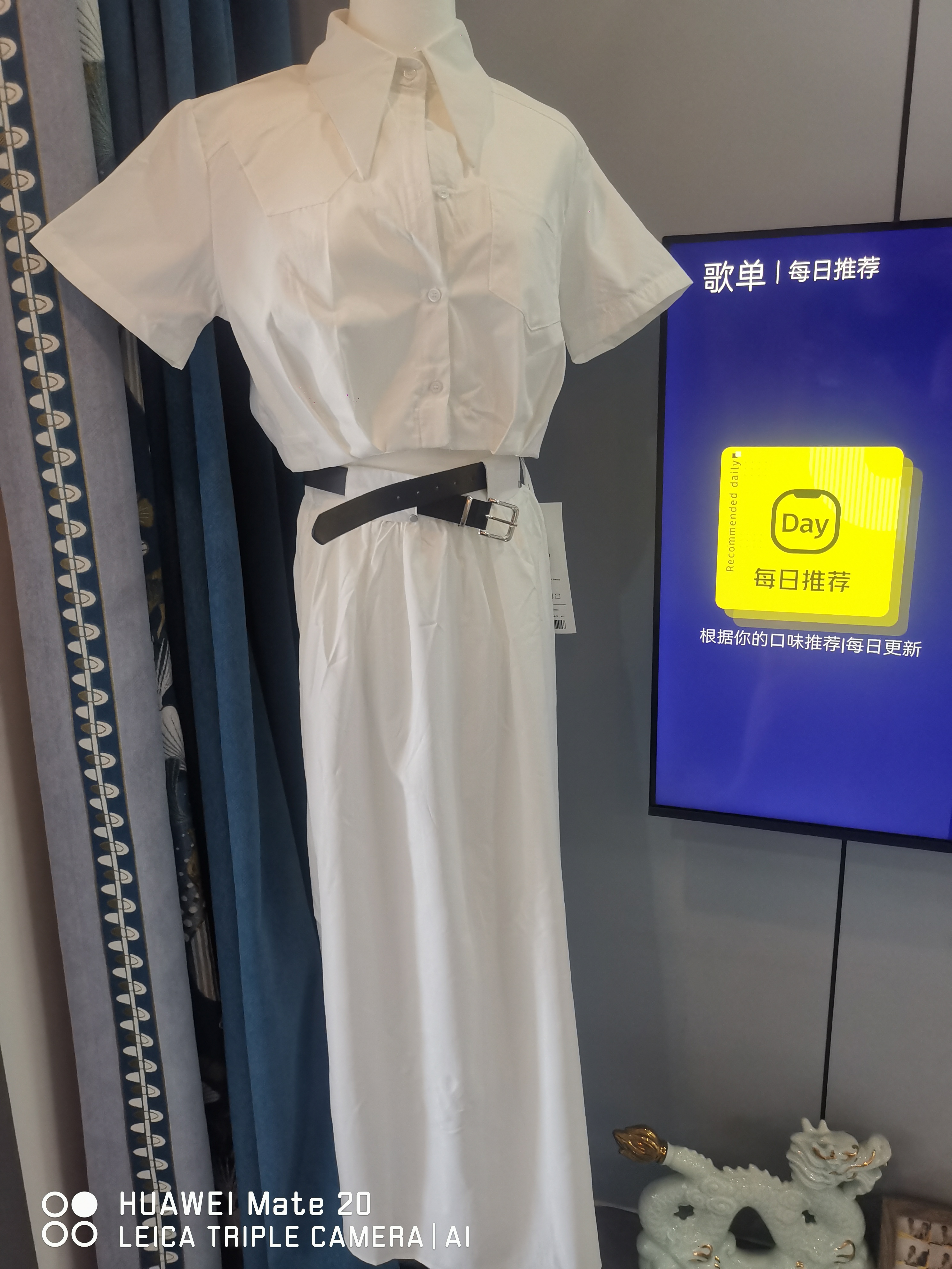 法式森系街头风原宿风时尚套装裙子气质衬衣白色短袖