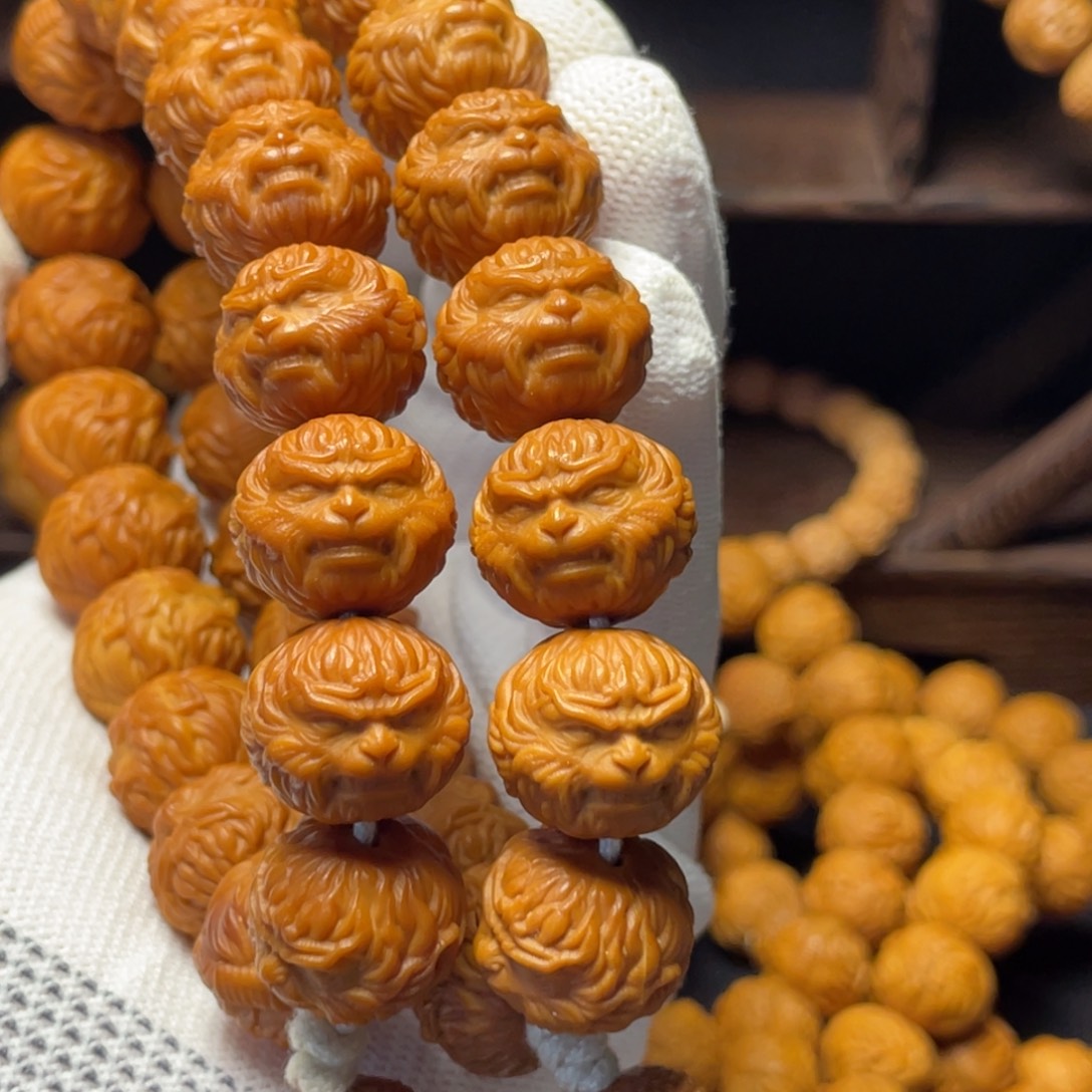 深***.猴头核桃吊坠猴头