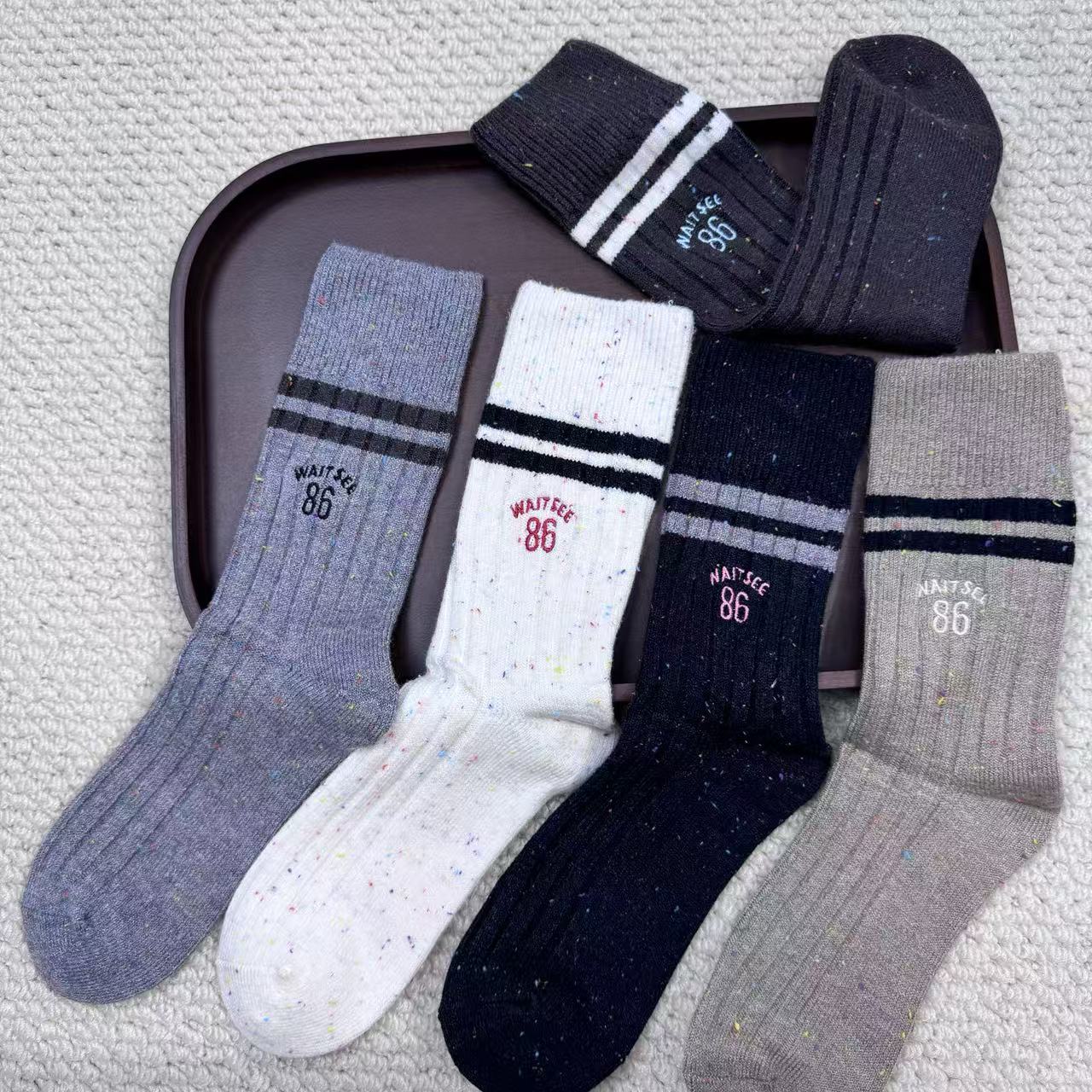 【有木socks】秋冬保暖柔软舒适中筒袜经典百搭