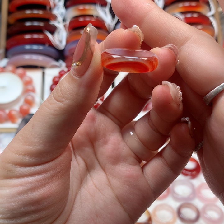 玛瑙/玉髓手串未镶嵌欣**ღ