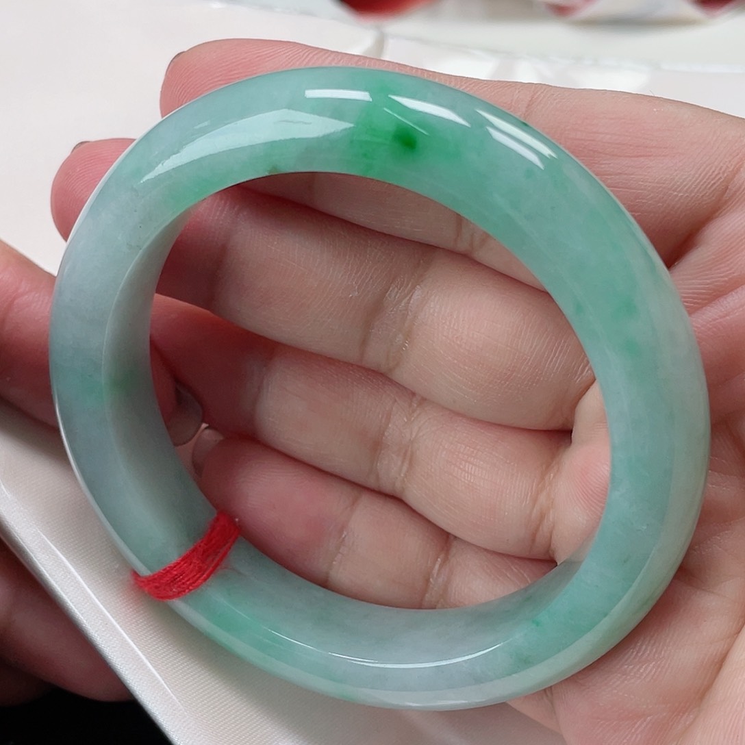 翡翠手镯未镶嵌缅甸翡翠手镯57圈