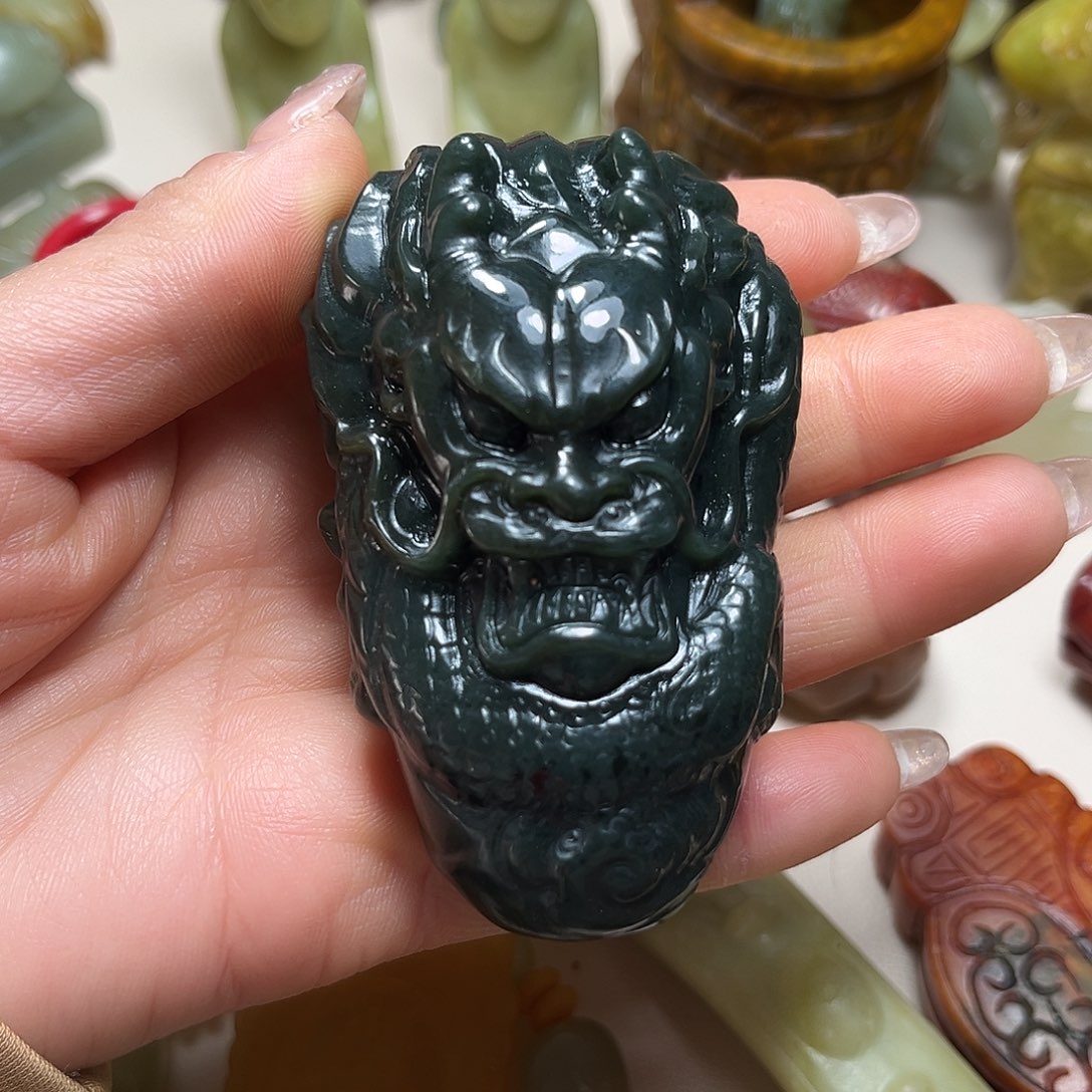 白玉菩提吊坠白玉菩提吊坠