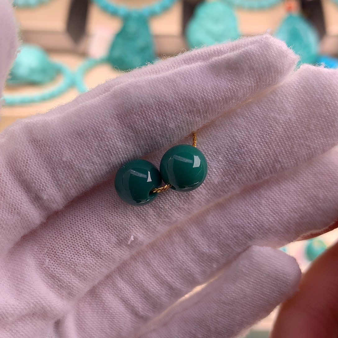 绿松石珠宝奇石未镶嵌8.8mm