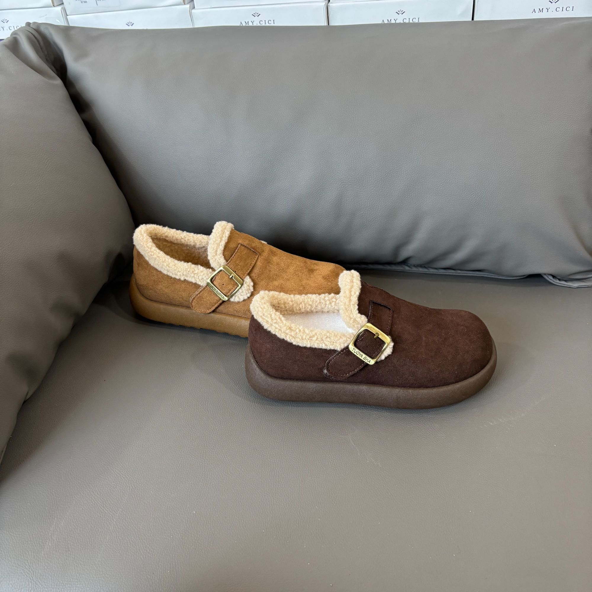 女款加绒保暖百搭勃肯鞋18019