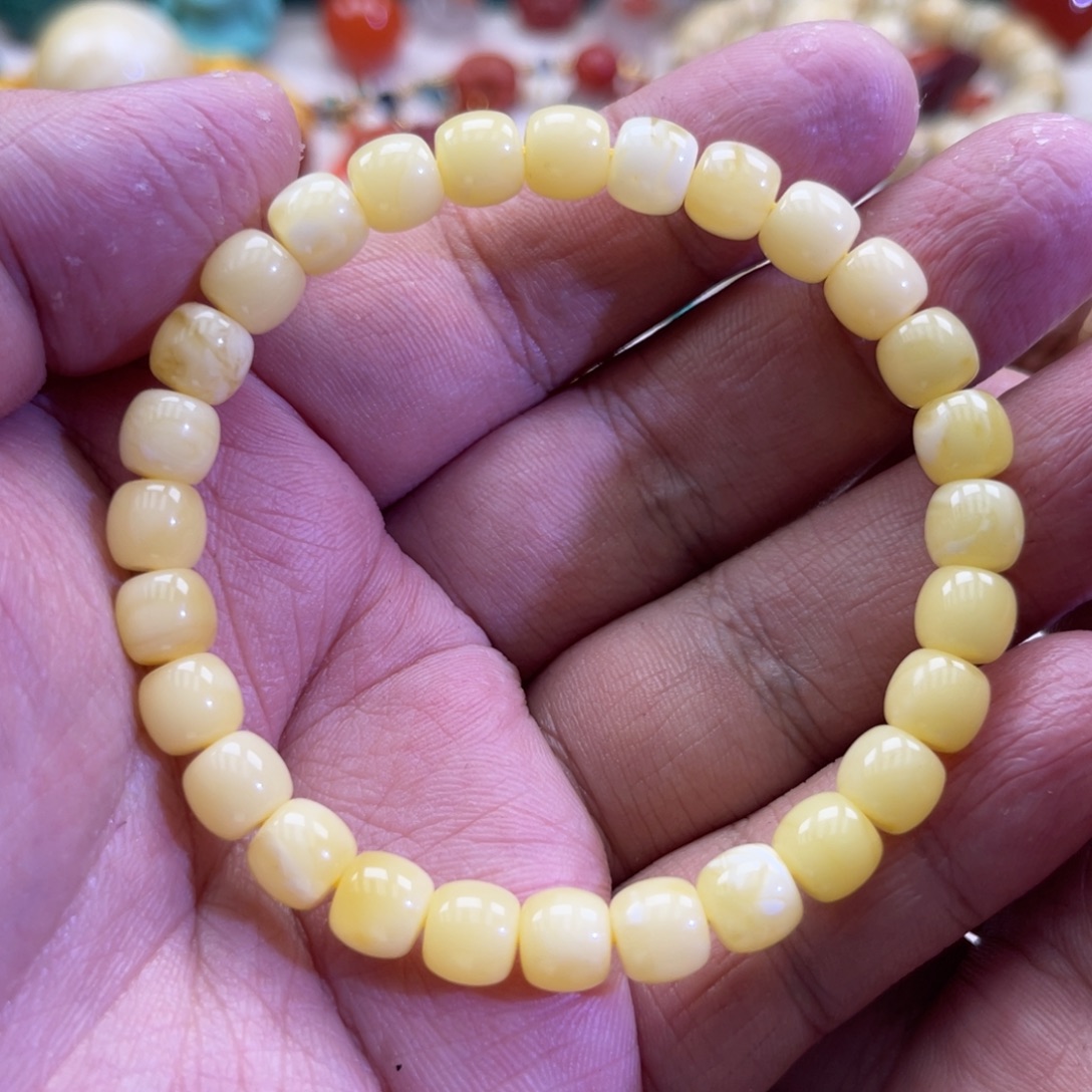 琥珀未镶嵌珠宝奇石22