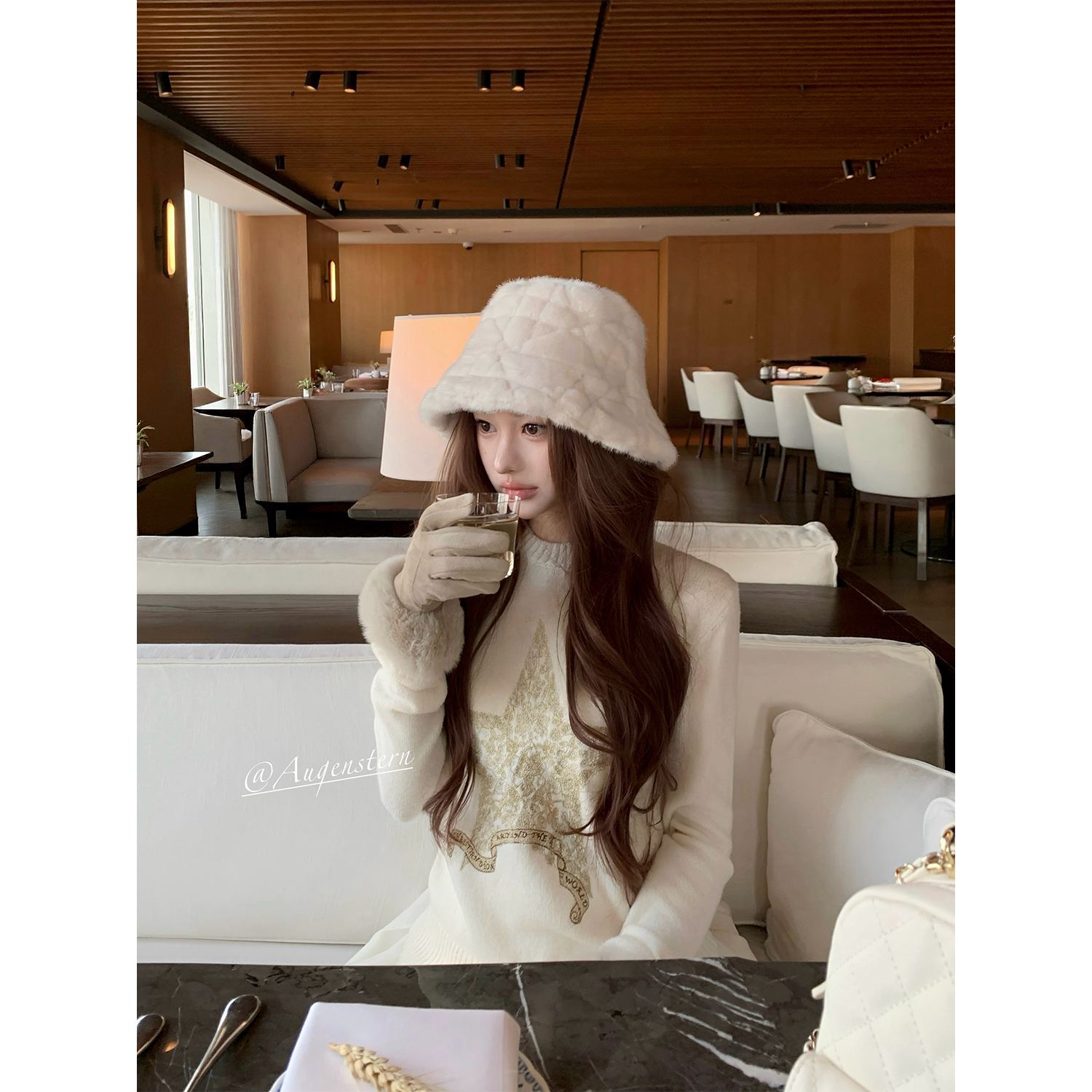 车迟恩Chien“圣诞幸运星"进口万针机金丝刺绣 白金色系奢贵毛衣