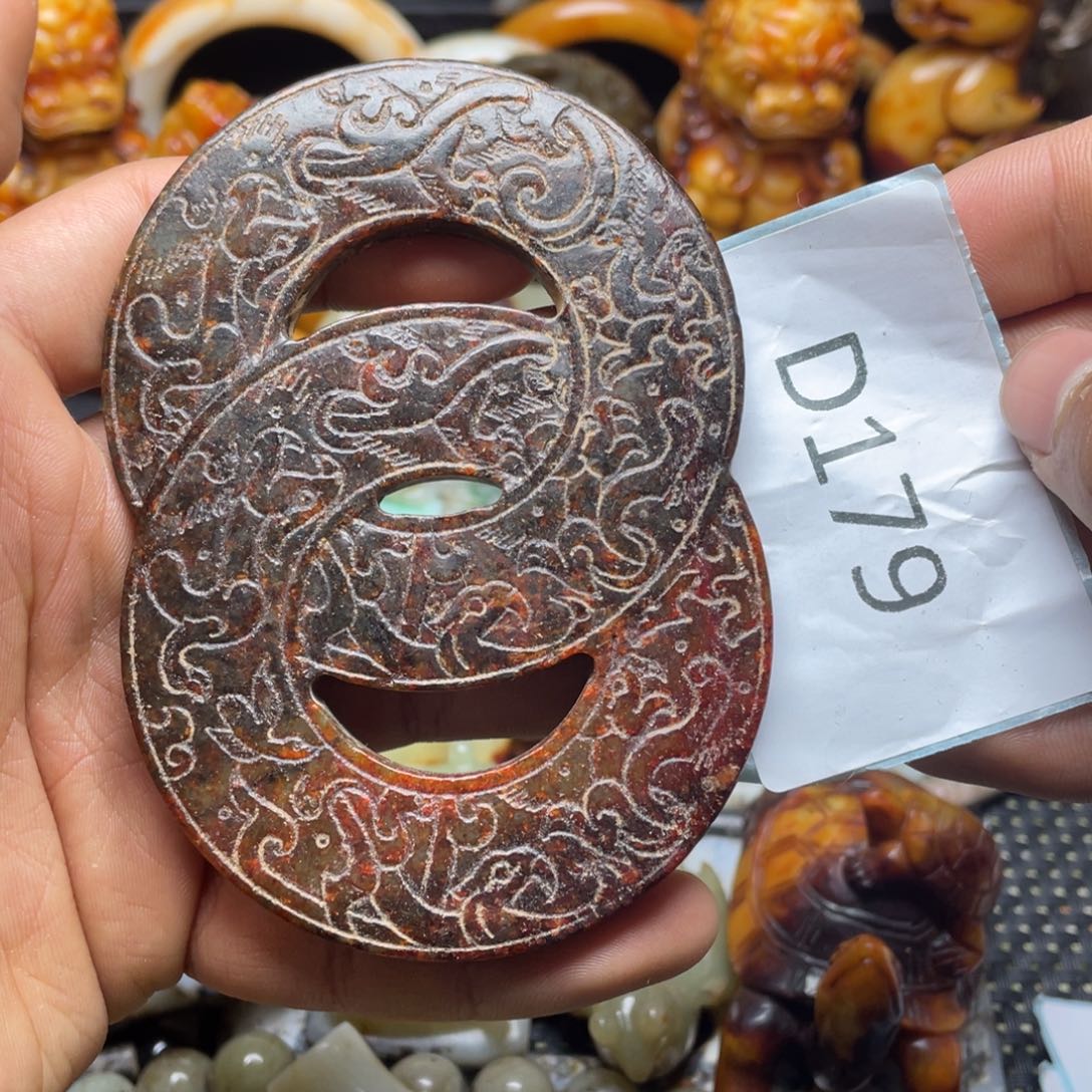 和田玉（糖玉）挂件未镶嵌