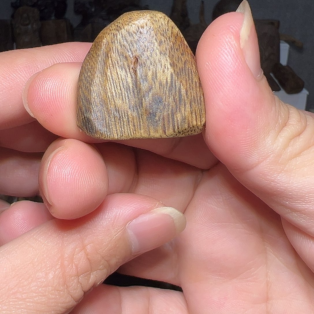 沉香沉香碎屑绿棋