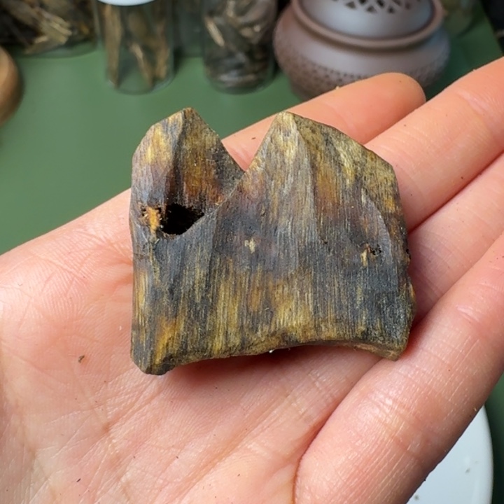 沉香手把件?****?海南老白棋高端老块料5.9克