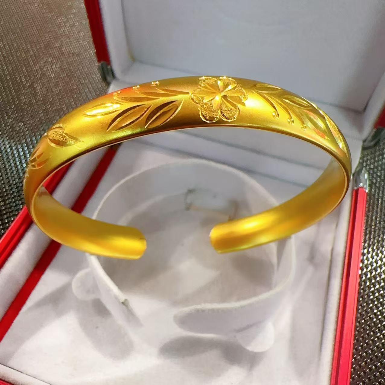 錾世金【 胡总专属】黄色 繁花似锦手镯 时尚精美开口手镯