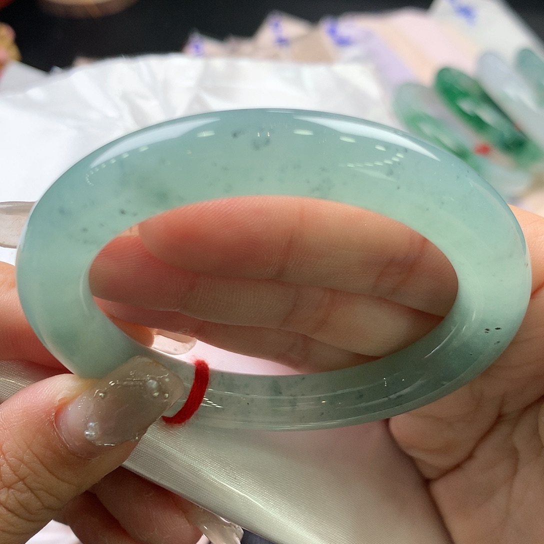 翡翠未镶嵌手镯53.3圆条