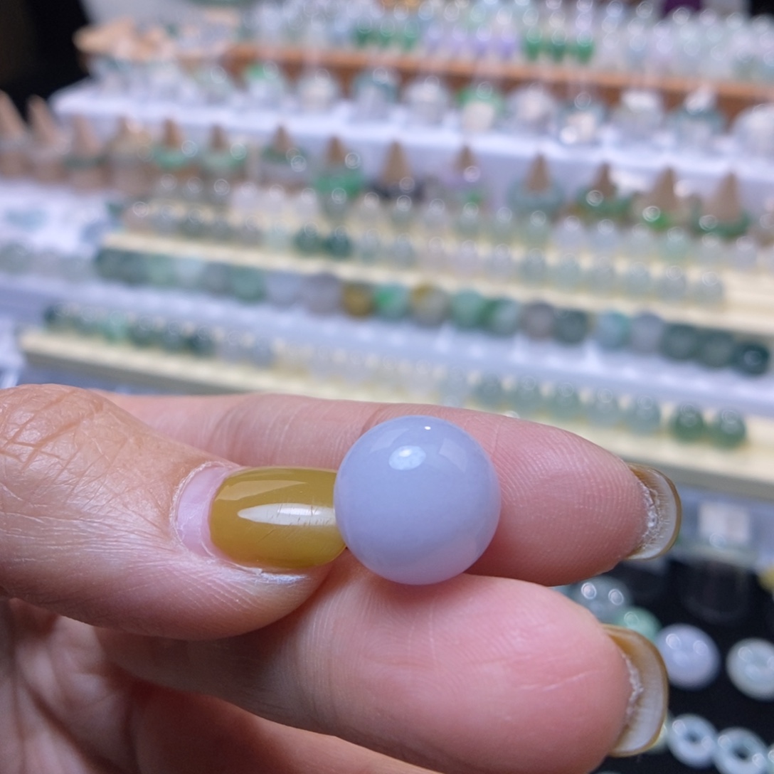 翡翠未镶嵌颈饰13.1粉紫