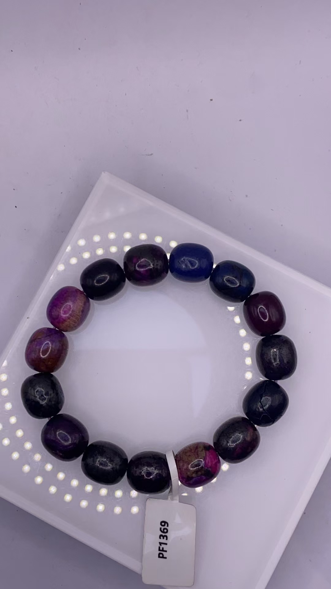 YY143【恒利】精美时尚大气搭配手串（多样性发其一）