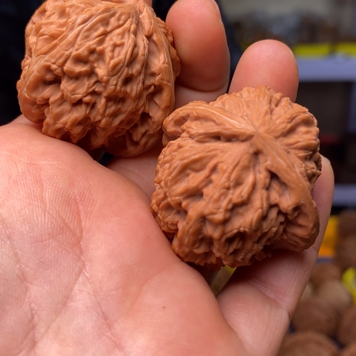 文玩核桃吊坠文玩核桃三角白38～修