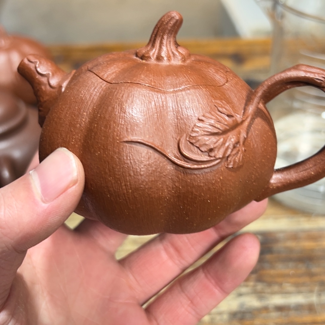 茶壶紫砂紫砂的味道很好闻