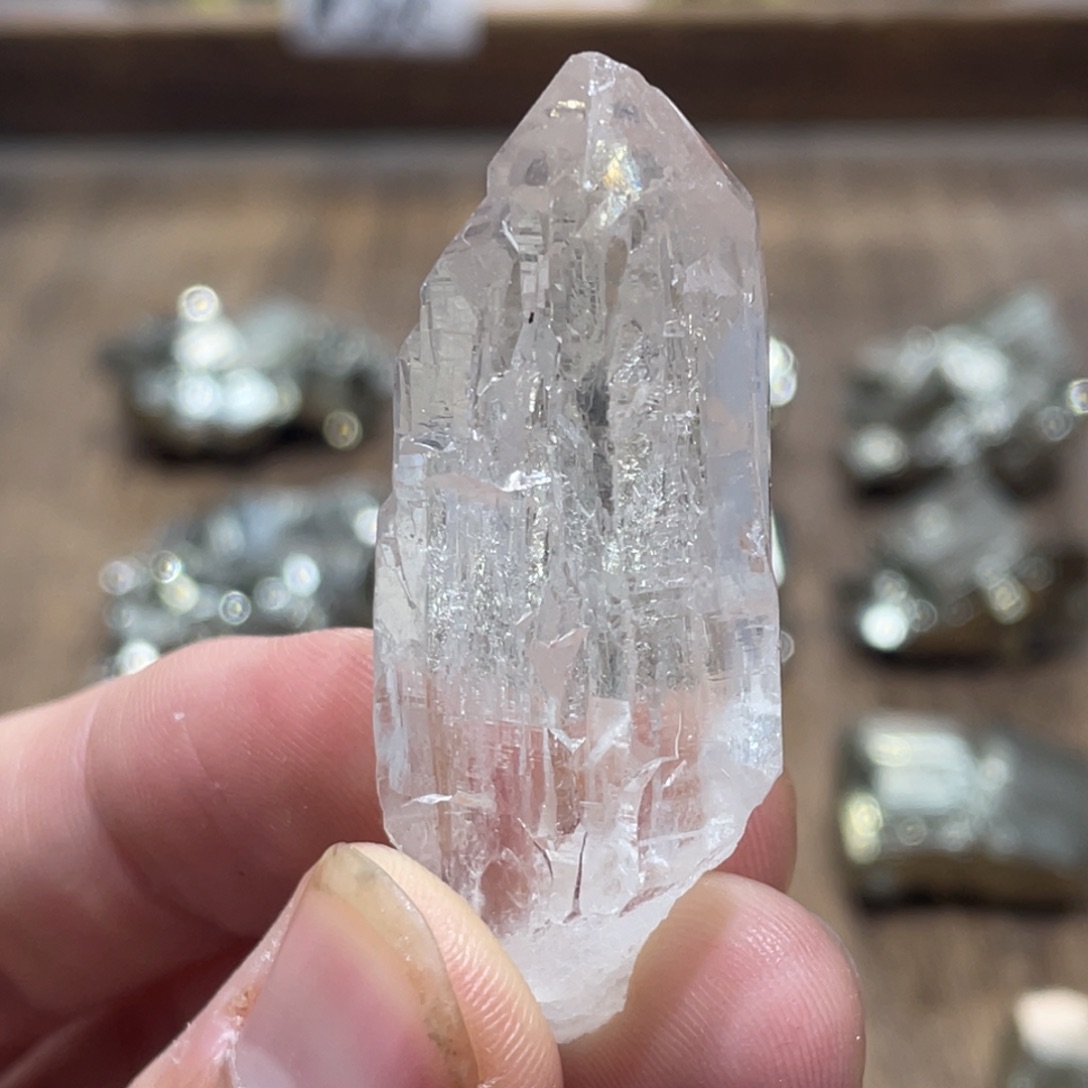 水晶、水晶未镶嵌水晶
